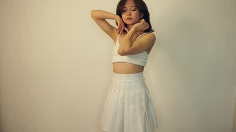 Snapshot of coventinaashfield chatting on 02.15.25 Yui online show from 02.15.25