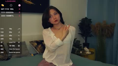 Snapshot of coventinaashfield chatting on 02.25.25 Yui online show from 02.25.25