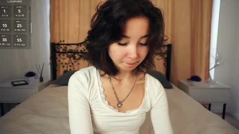 Snapshot of coventinaashfield chatting on 09.21.25 Yui online show from 09.21.25