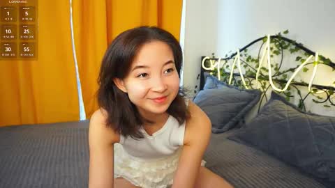 Snapshot of coventinaashfield chatting on 11.02.25 Yui online show from 11.02.25