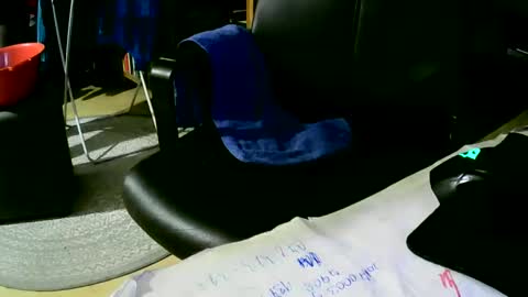 Snapshot of coyote017 chatting on 02.04.25 coyote017 online show from 02.04.25