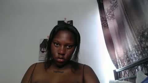 Erykah online show from 10.25.25