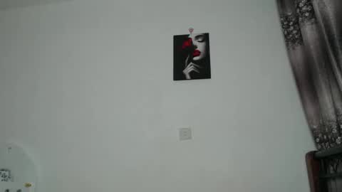 Snapshot of cozy_dion chatting on 01.17.26 Erykah online show from 01.17.26