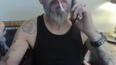 Snapshot of cpl_inlove chatting on 10.16.25 cpl_inlove online show from 10.16.25