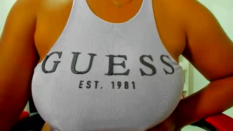 Snapshot of crapicorniohot3o chatting on 03.10.26 crapicorniohot3o online show from 03.10.26