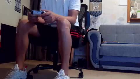 Snapshot of crazy4feetmanic chatting on 12.17.25 drbucknaked online show from 12.17.25