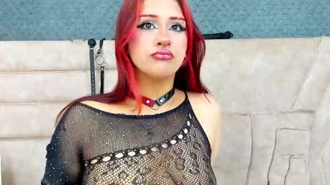 Snapshot of crazy__megan chatting on 01.24.25 megan online show from 01.24.25