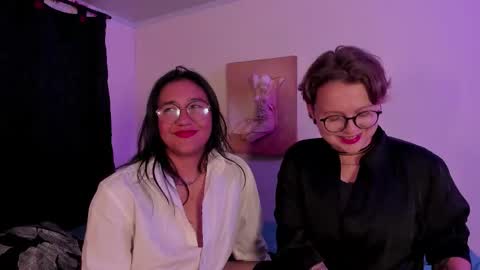 Snapshot of crazy_cakes_ chatting on 12.05.25 Lexie Rose online show from 12.05.25