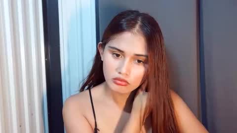 Portia Scott online show from 02.04.26