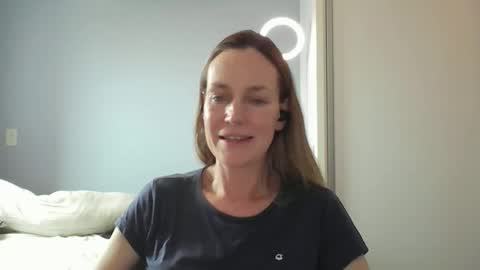 Snapshot of crazyanny chatting on 11.24.25 Anny online show from 11.24.25