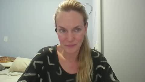 Anny online show from 04.06.26