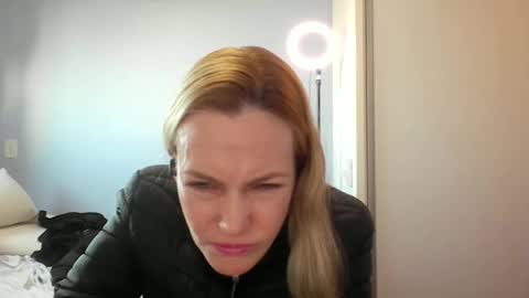 Anny online show from 06.03.26