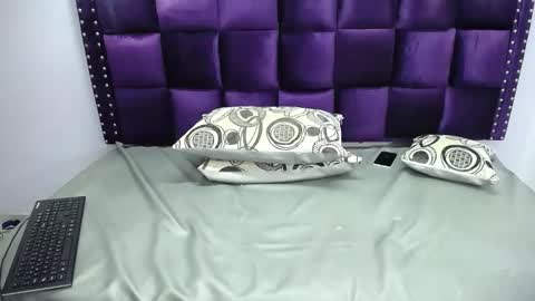 diosalinda online show from 12.31.24