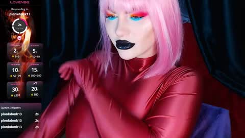 Roxy online show from 02.14.25