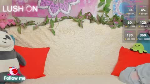 Snapshot of crazyteeen chatting on 02.09.25 Anny online show from 02.09.25