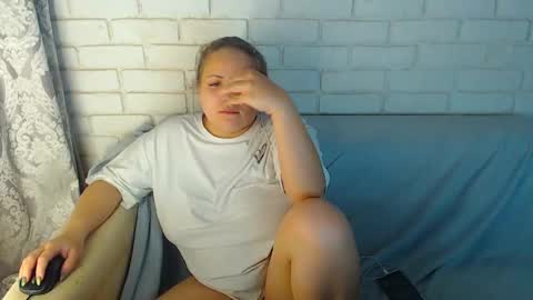 Crazyy Girl  online show from 01.17.25