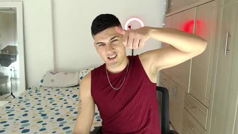 Snapshot of crazyybull chatting on 09.11.25 Bull online show from 09.11.25