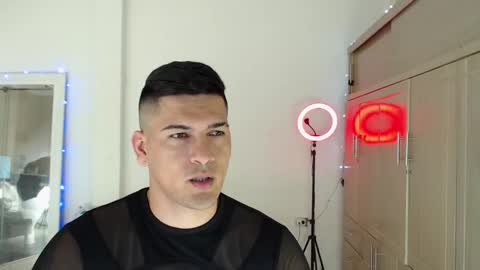 Snapshot of crazyybull chatting on 09.12.25 Bull online show from 09.12.25