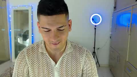 Snapshot of crazyybull chatting on 09.13.25 Bull online show from 09.13.25