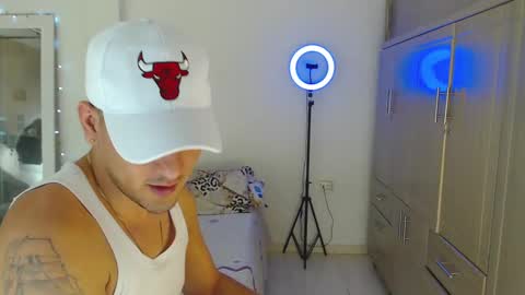 Snapshot of crazyybull chatting on 09.17.25 Bull online show from 09.17.25
