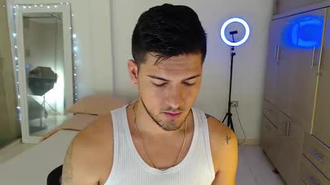 Snapshot of crazyybull chatting on 09.25.25 Bull online show from 09.25.25