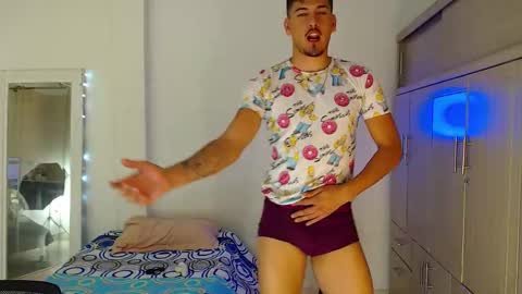 Snapshot of crazyybull chatting on 11.20.25 Bull online show from 11.20.25