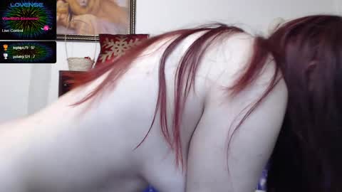 Snapshot of crazzy_pussy chatting on 01.14.25 Ana  online show from 01.14.25