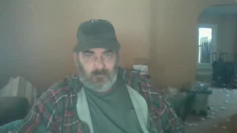 Snapshot of cre9876 chatting on 12.17.24 alway horny online show from 12.17.24