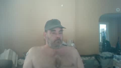 Snapshot of cre9876 chatting on 02.18.25 alway horny online show from 02.18.25