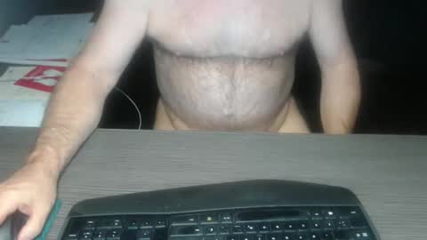 Creamormilk online show from 11.16.25