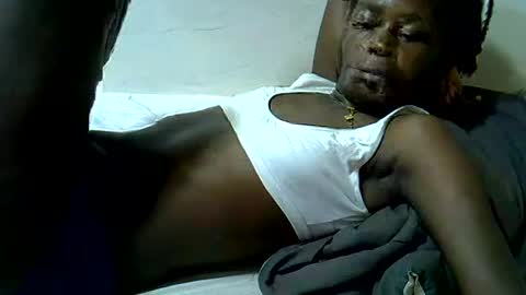 creamy_pussie online show from 06.12.26