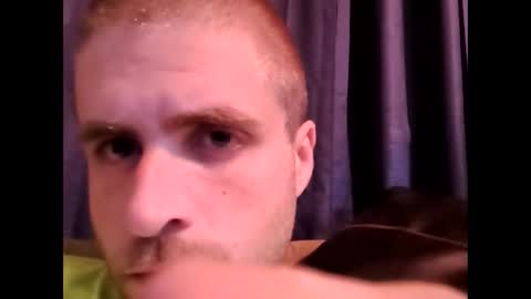 Snapshot of creamydilf11 chatting on 10.27.25 creamydilf11 online show from 10.27.25