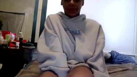 Snapshot of creamyexotica chatting on 02.21.25 CreamyExotica online show from 02.21.25