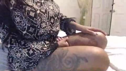 Snapshot of creamyexotica chatting on 09.21.25 CreamyExotica online show from 09.21.25