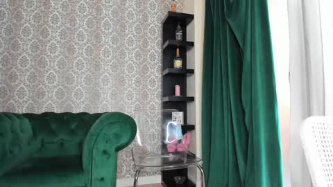 Sophie online show from 01.28.25