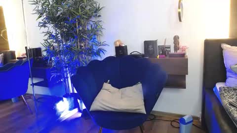 Sophie online show from 02.24.26