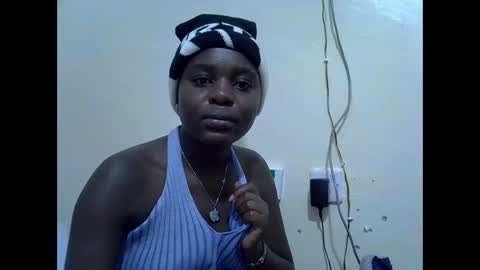 creamyypussyy online show from 12.18.25