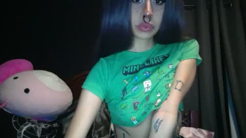 Snapshot of creature_nymph chatting on 09.24.25 bunni xoxo online show from 09.24.25