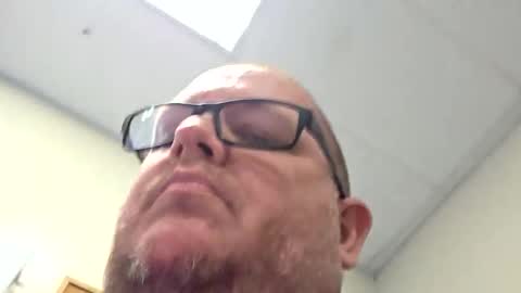 The hopeless romantic online show from 12.17.25