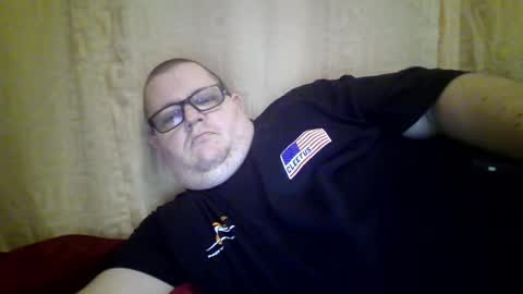 Snapshot of creeeping_death chatting on 03.03.26 The hopeless romantic online show from 03.03.26