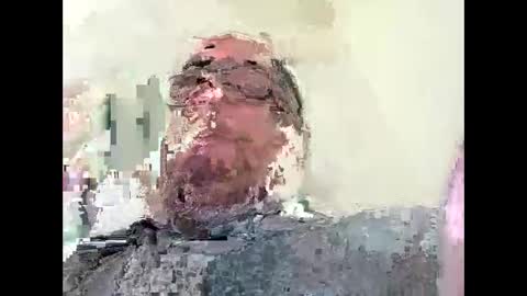 Snapshot of creeeping_death chatting on 03.16.26 The hopeless romantic online show from 03.16.26