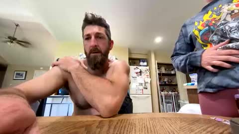 Snapshot of creeksidecouple chatting on 04.05.26 Creeksidecouple online show from 04.05.26