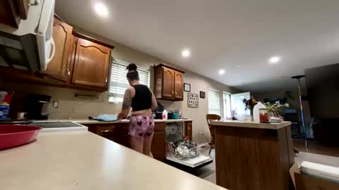 Creeksidecouple online show from 05.26.26