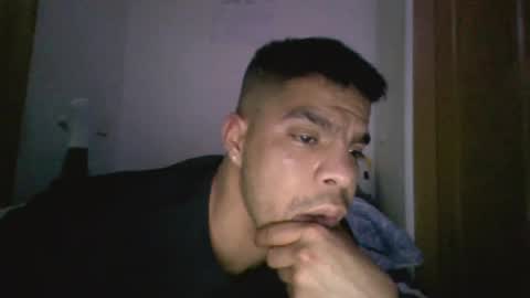 Snapshot of cris22cmxxxl chatting on 01.18.25 MACHO 22CM GRANDE Y GRUESA online show from 01.18.25