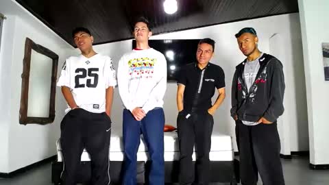 crismens online show from 10.04.25