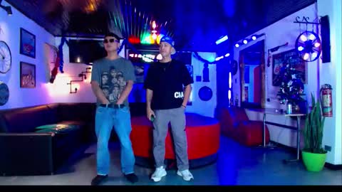 Snapshot of crismens chatting on 12.19.25 crismens online show from 12.19.25