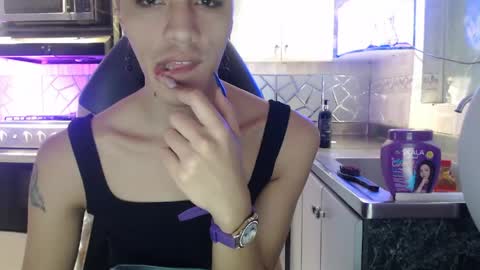 Cristina Onazis online show from 04.26.26