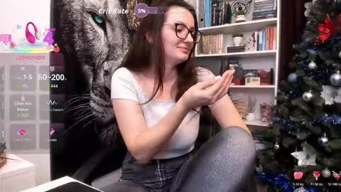 Snapshot of crissnight chatting on 12.05.25 Twitter Christinne p online show from 12.05.25