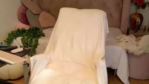 crissy_love online show from 07.06.26