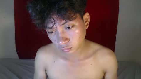 Snapshot of cristal1xox chatting on 10.11.25 cristal1xox online show from 10.11.25